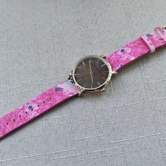 Laura Ashley Women Wristwatch Gold Slidethrough Interchangeable Strap Watch $395 - Picture 7 of 13